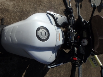 �������� �� ������ �������� Yamaha FZ8-SA Fazer ABS 2016 ���� 23