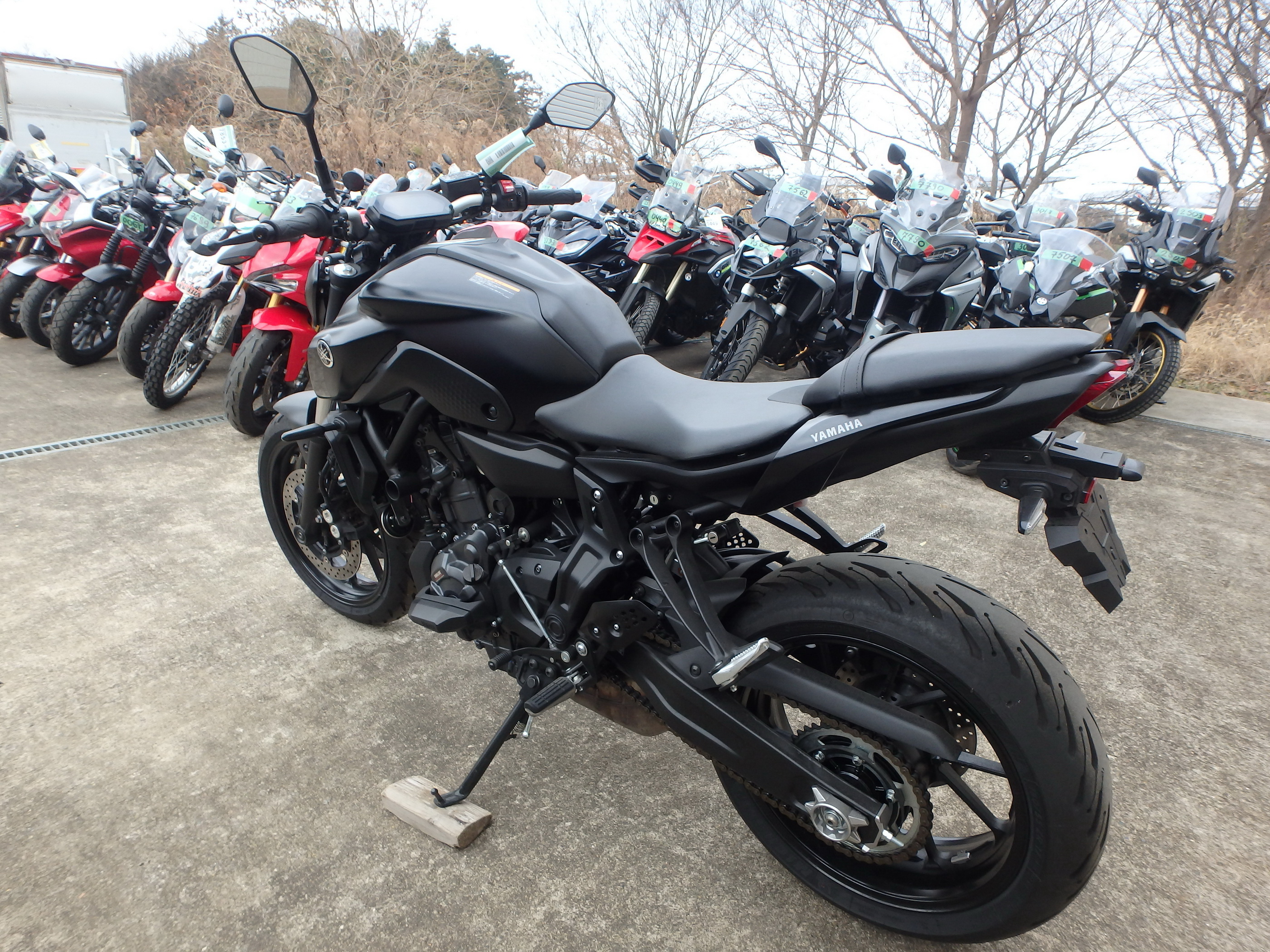 Buy bike Yamaha MT-07-2 2022 ôîòî 11