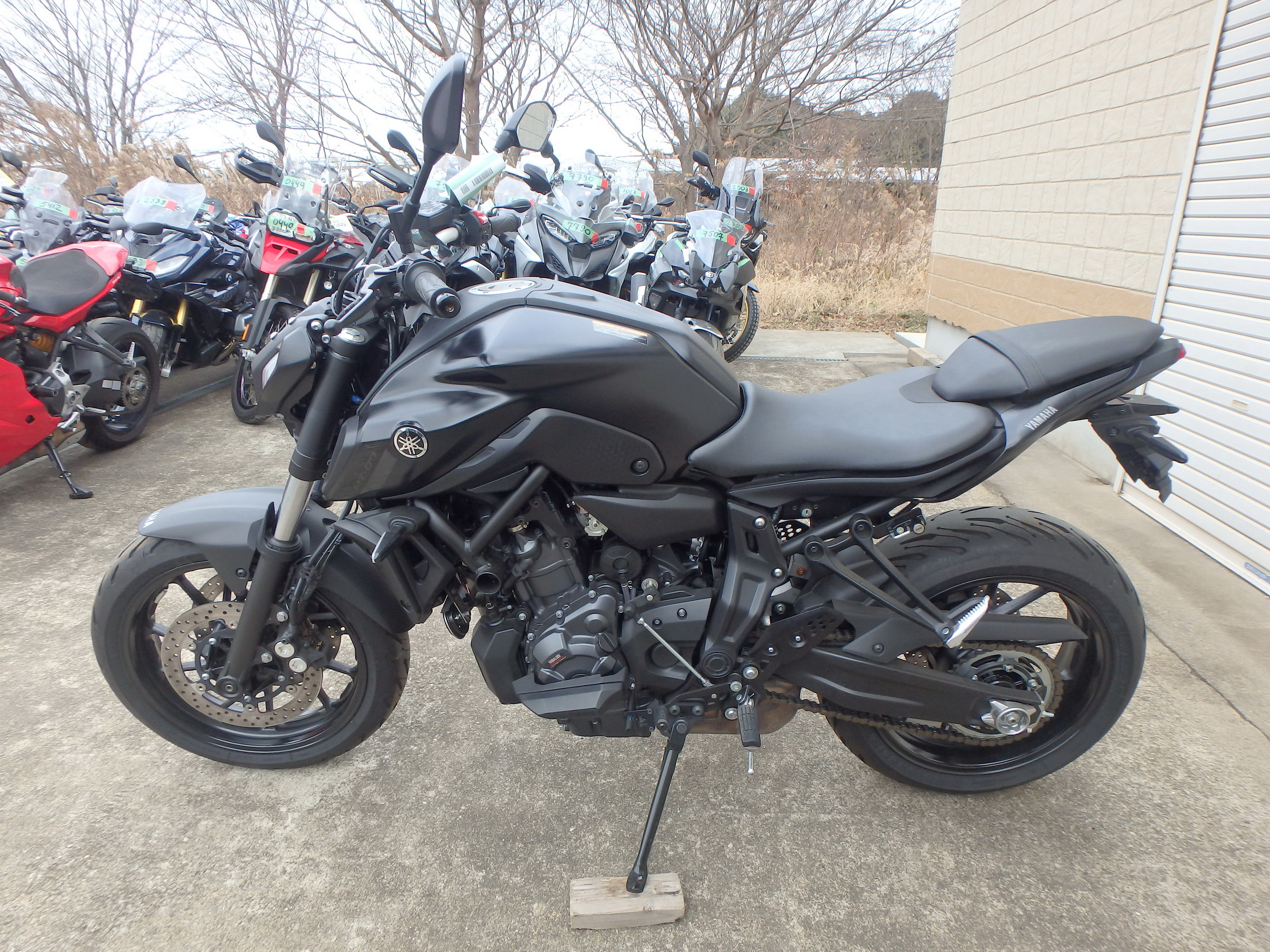 Buy bike Yamaha MT-07-2 2022 ôîòî 12