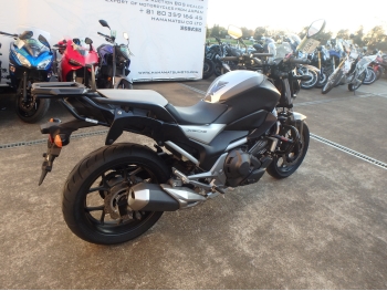 �������� �� ������ �������� Honda NC750SD 2017 ���� 9