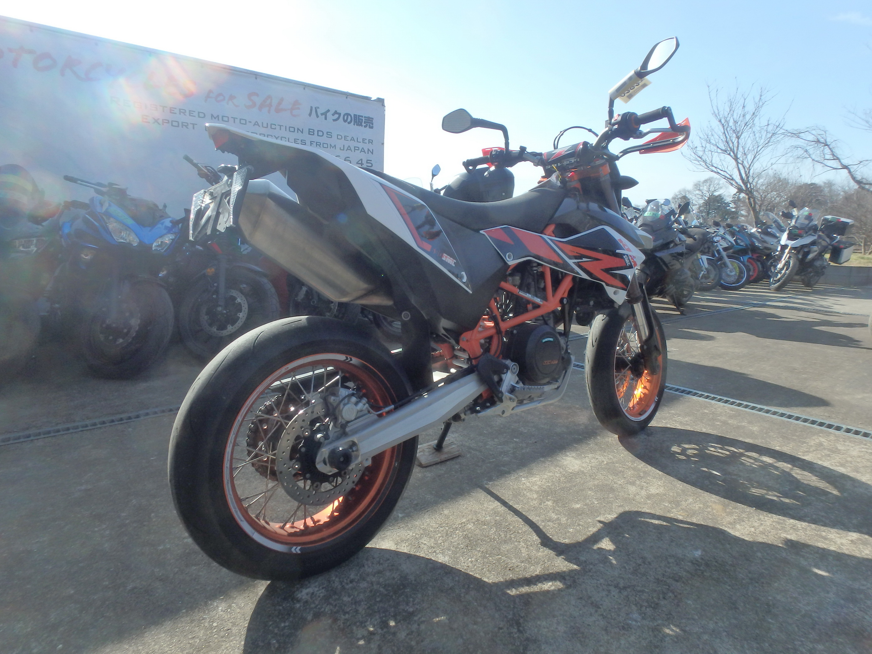 Buy bike KTM 690 SMC R 2014 ôîòî 9
