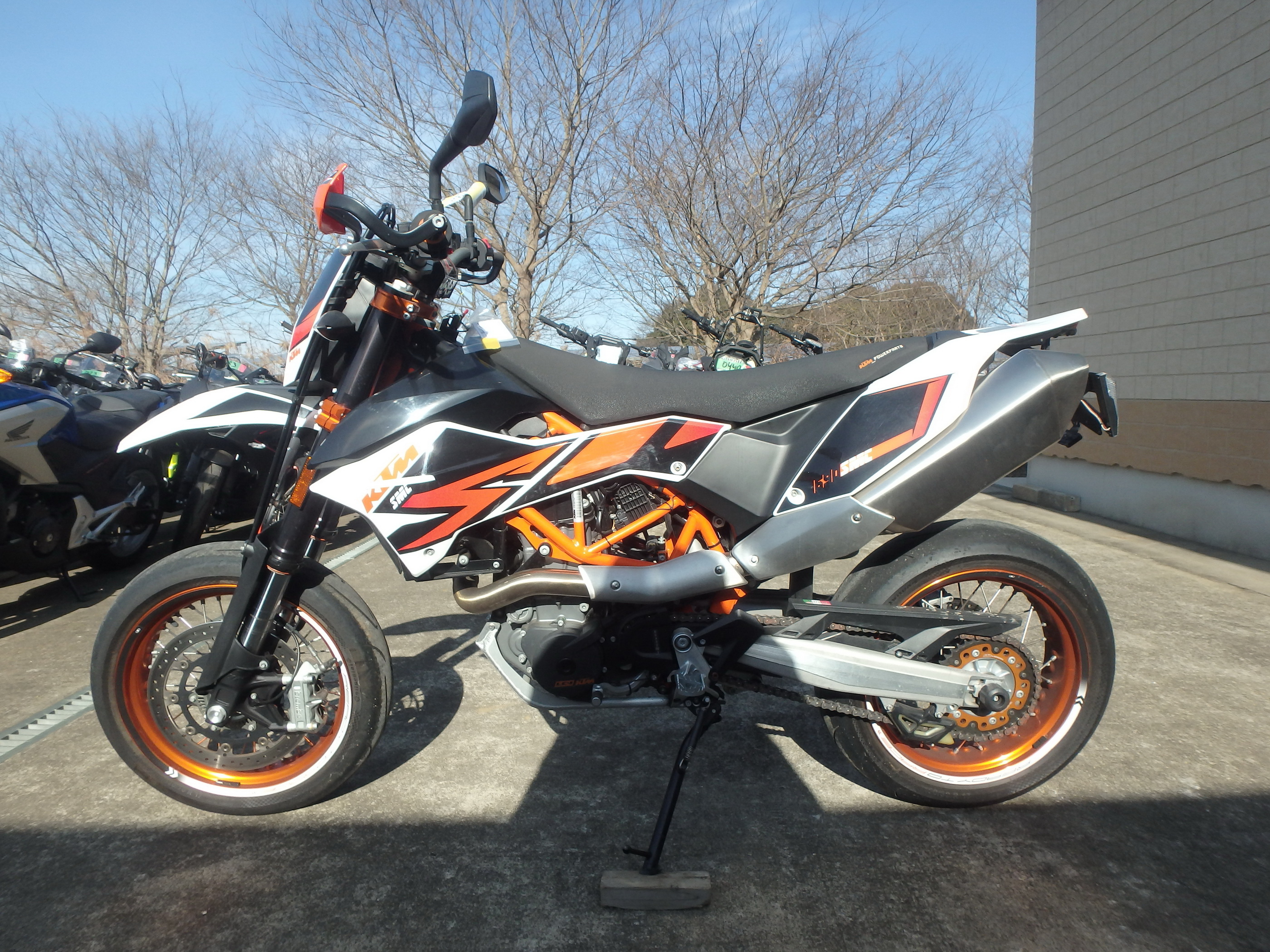 Buy bike KTM 690 SMC R 2014 ôîòî 12