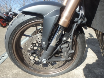 �������� �� ������ �������� Honda CB650R 2023 ���� 14