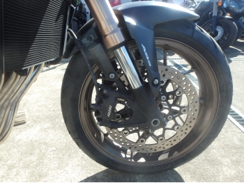 �������� �� ������ �������� Honda CB650R 2023 ���� 19