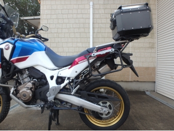 �������� �� ������ �������� Honda CRF 1000L Africa Twin / DCT 2018 ���� 13