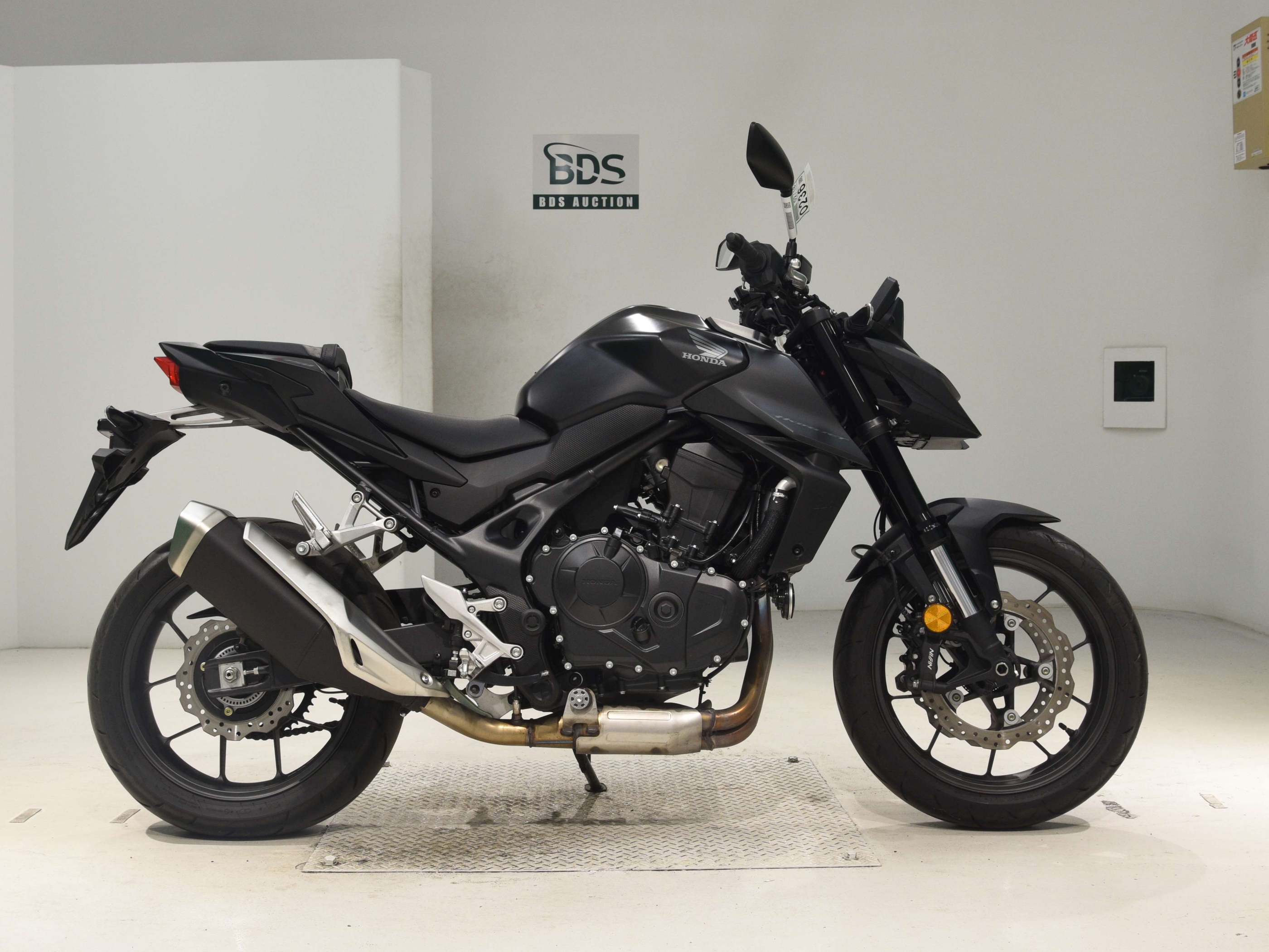 Buy bike Honda CB750 Hornet 2025 ôîòî 2