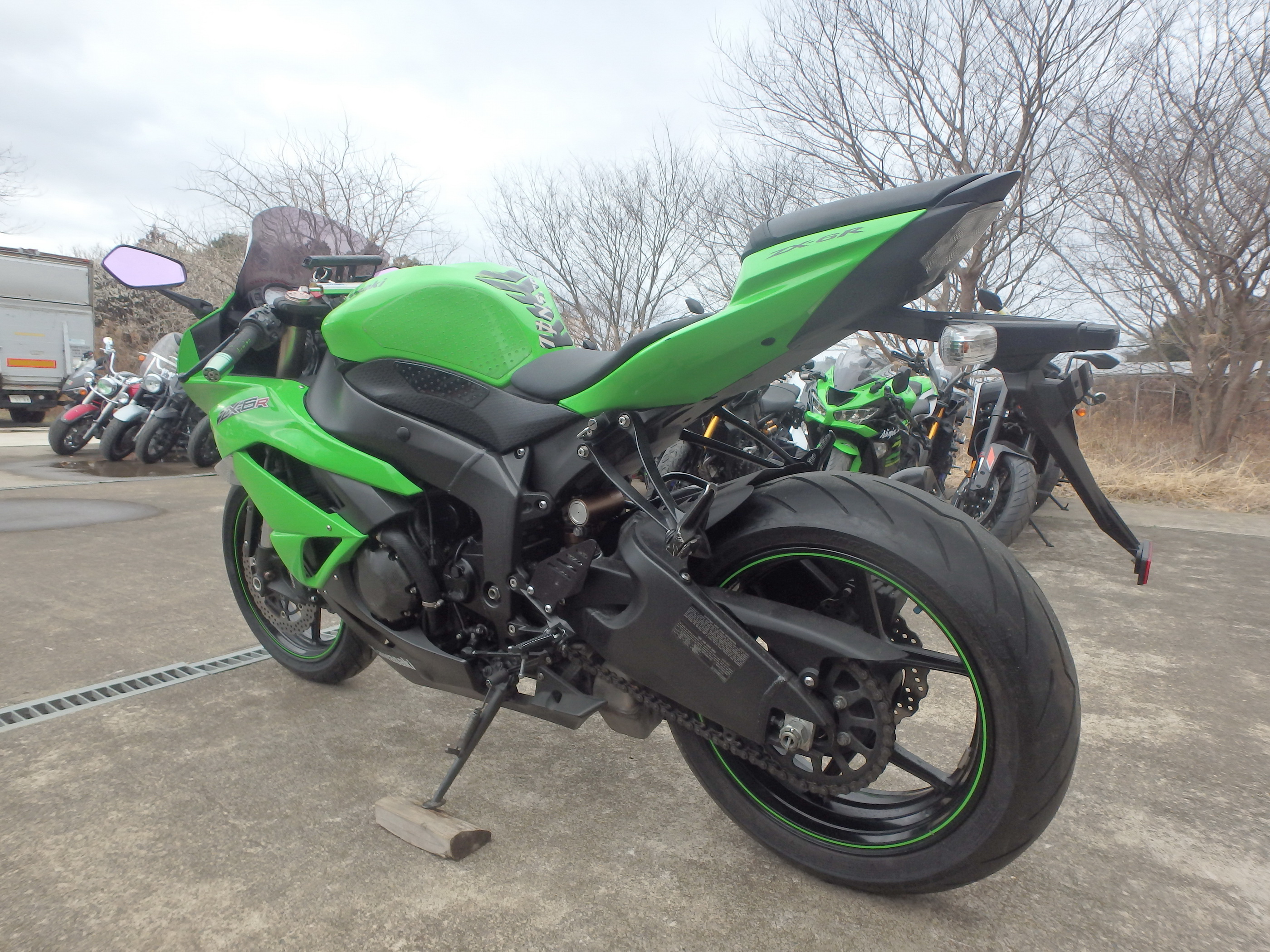 Buy bike Kawasaki ZX-6R 2009 ôîòî 12
