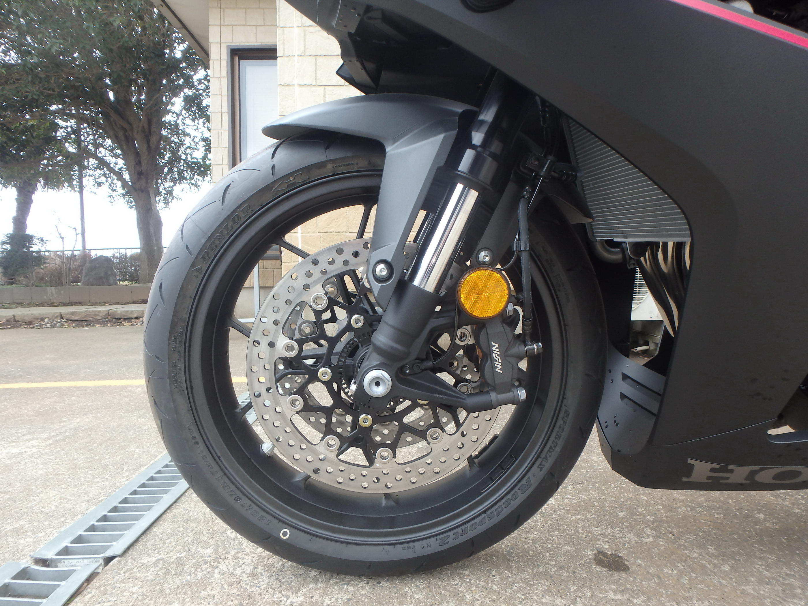 Buy bike Honda CBR650R-2 2024 ôîòî 9