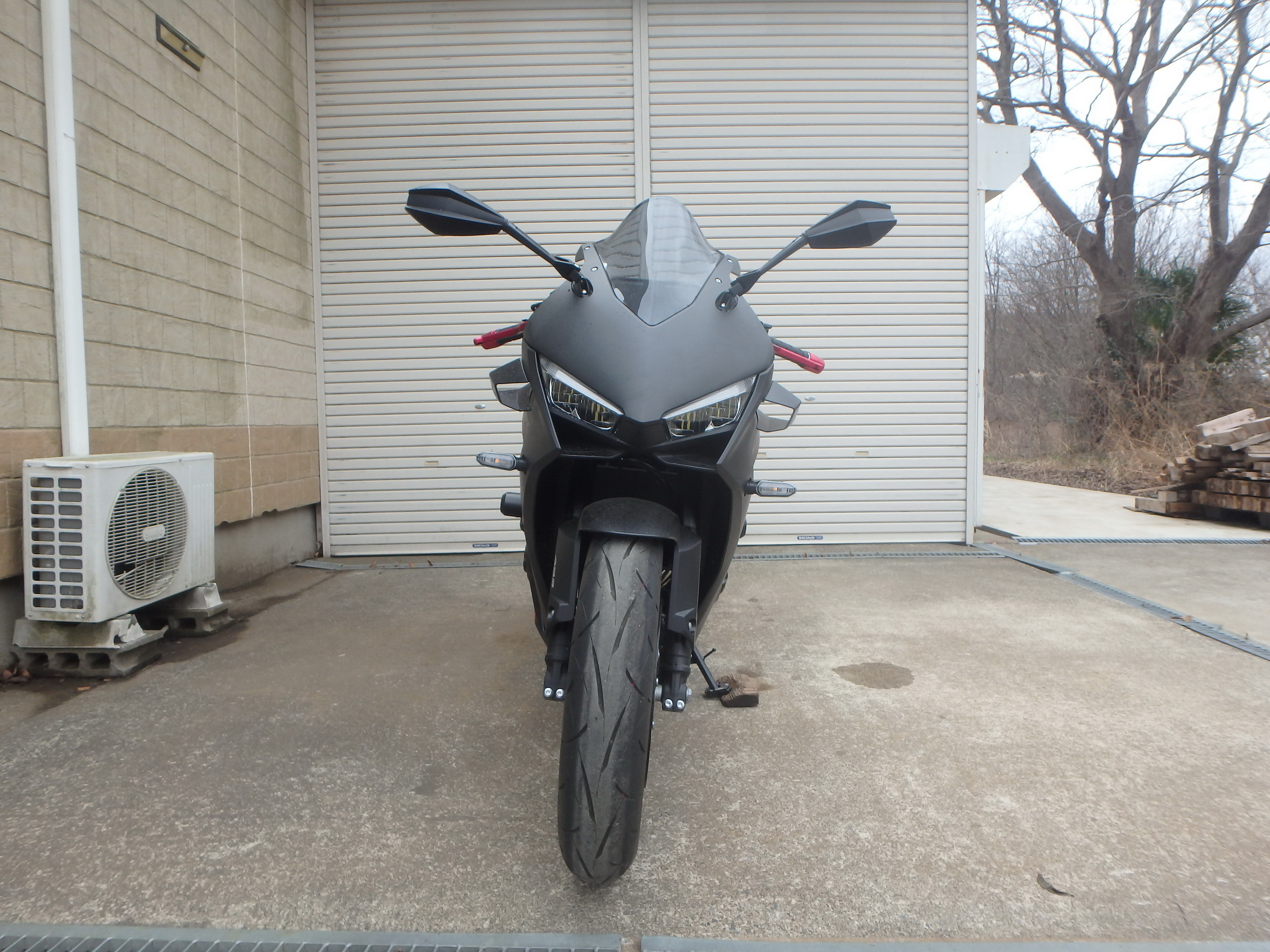 Buy bike Honda CBR650R-2E Cluch 2025 ôîòî 1