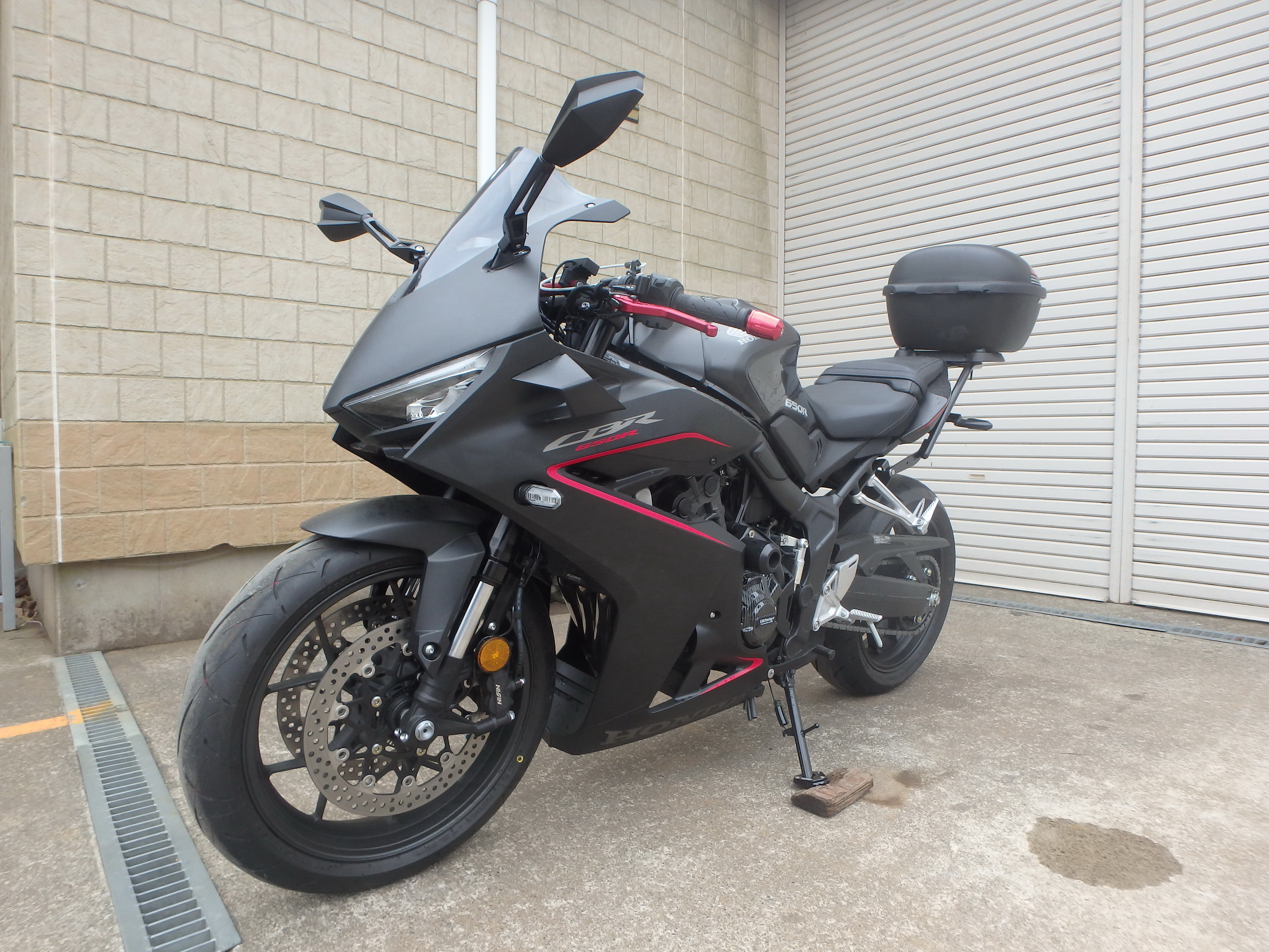 Buy bike Honda CBR650R-2E Cluch 2025 ôîòî 8