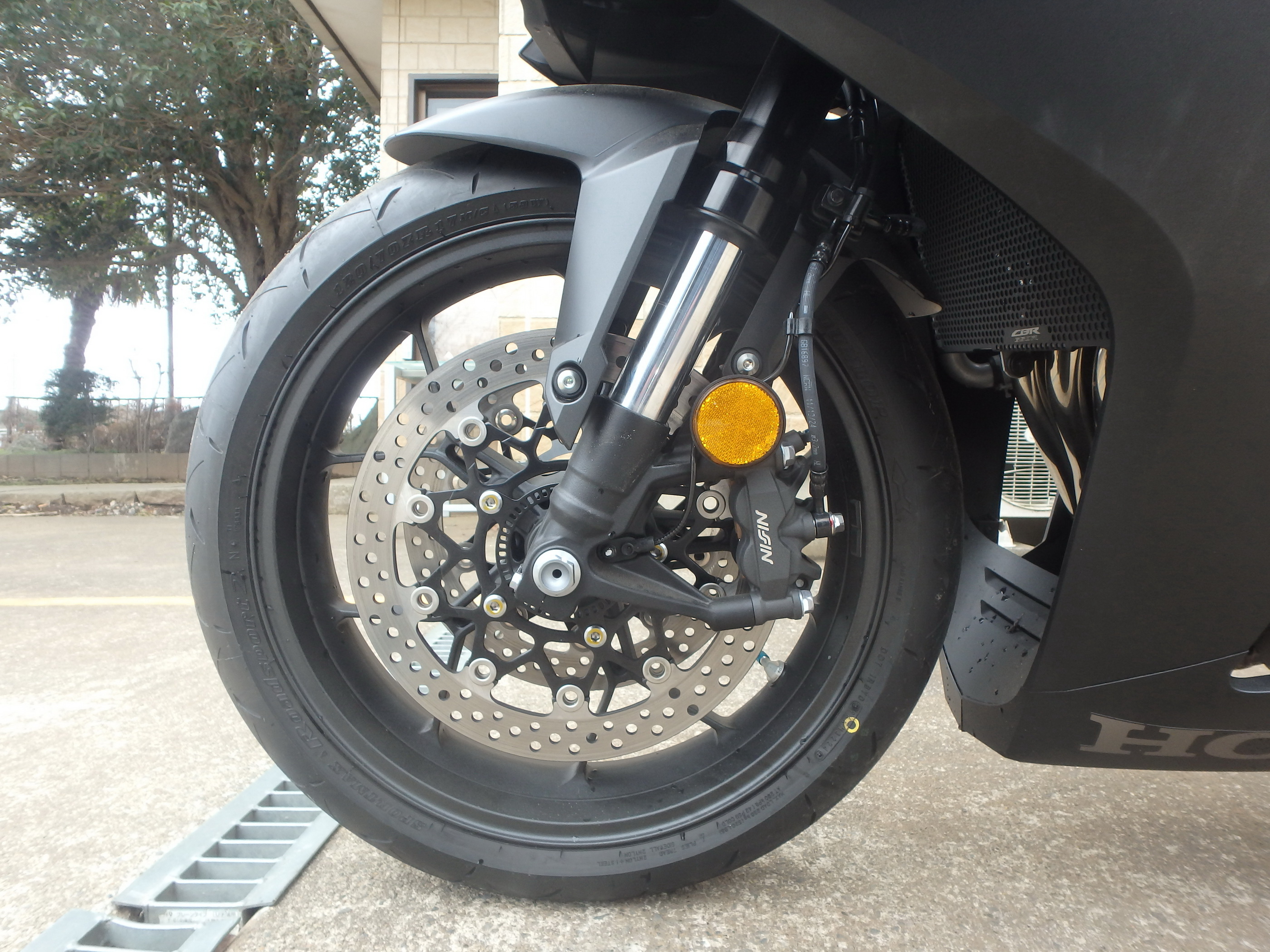 Buy bike Honda CBR650R-2E Cluch 2025 ôîòî 9