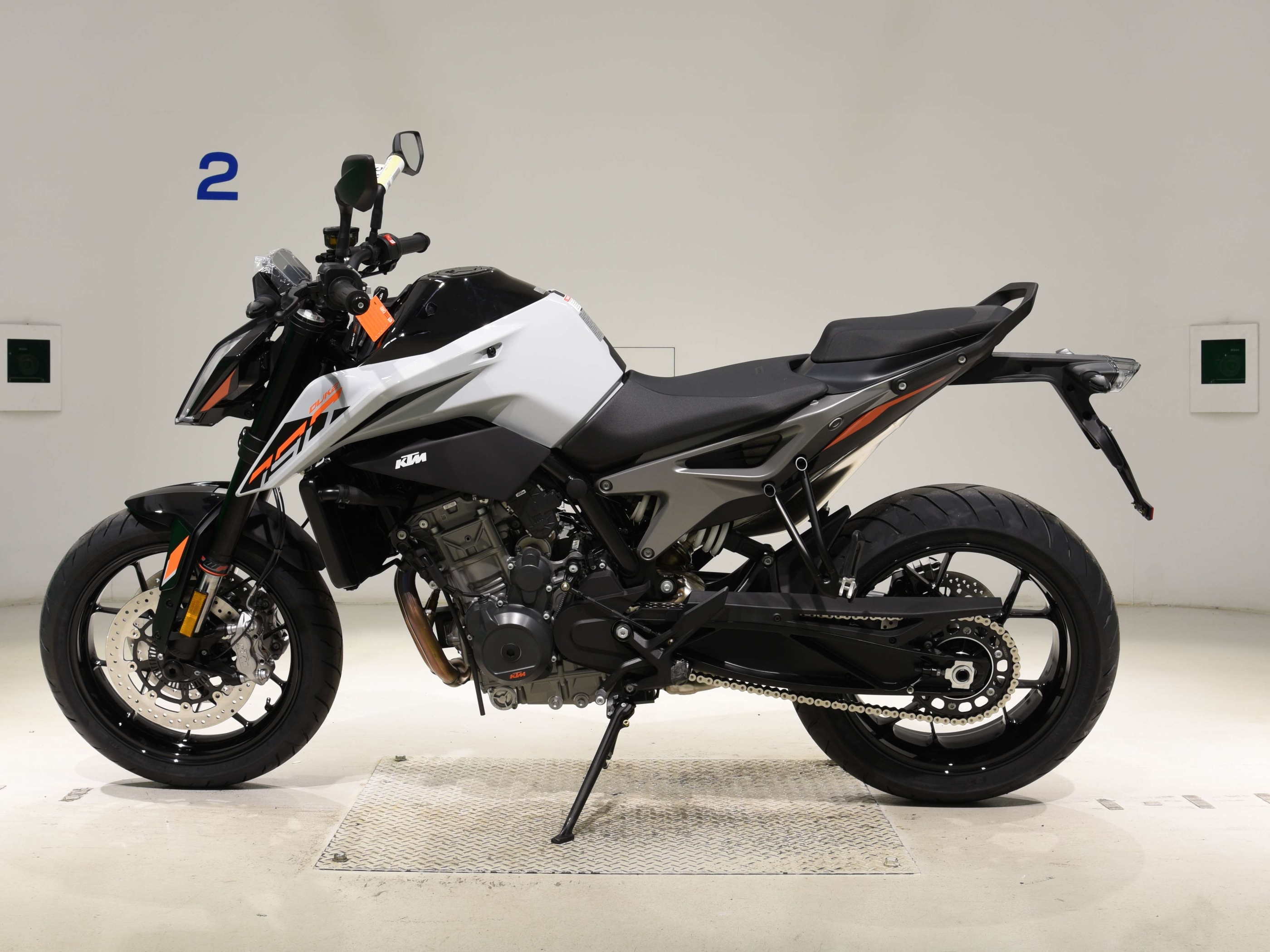 Buy bike KTM 790 Duke 2023 ôîòî 1