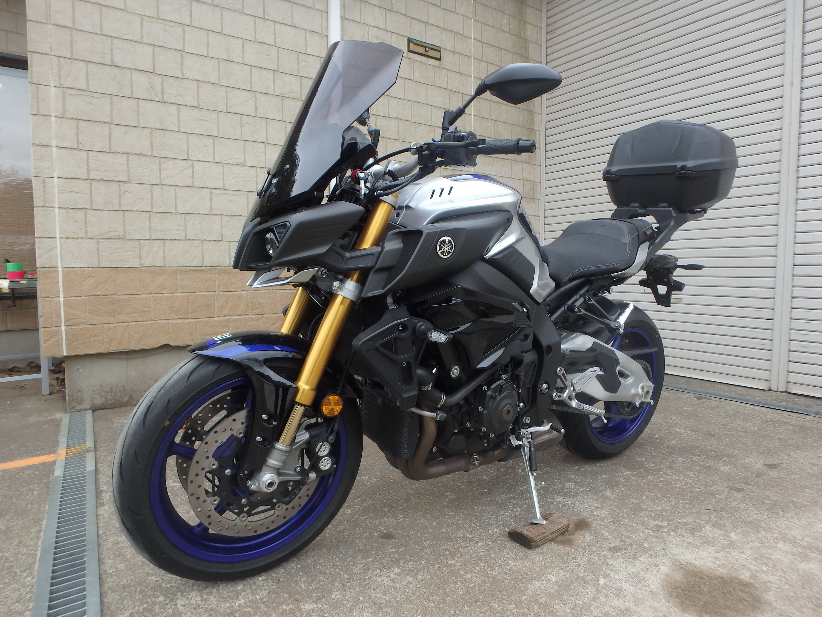 Buy bike Yamaha MT-10SP 2017 ôîòî 8