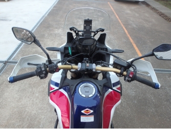 �������� �� ������ �������� Honda CRF1000L AfricaTwin DCT 2017 ���� 16