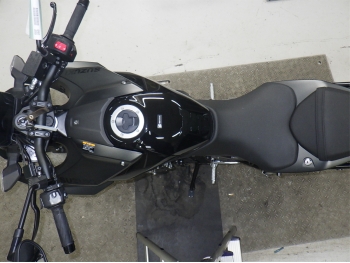 �������� �� ������ �������� Suzuki GSX-8S 2023 ���� 3