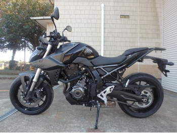 �������� �� ������ �������� Suzuki GSX-8S 2023 ���� 12