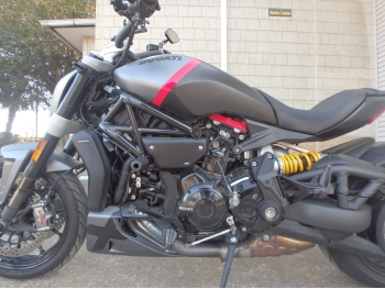 �������� �� ������ �������� Ducati X Diavel Black Star 2021 ���� 13