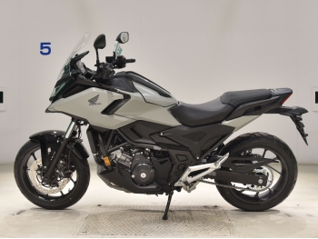 �������� �� ������ �������� Honda NC750XD-3 2025 ���� 1