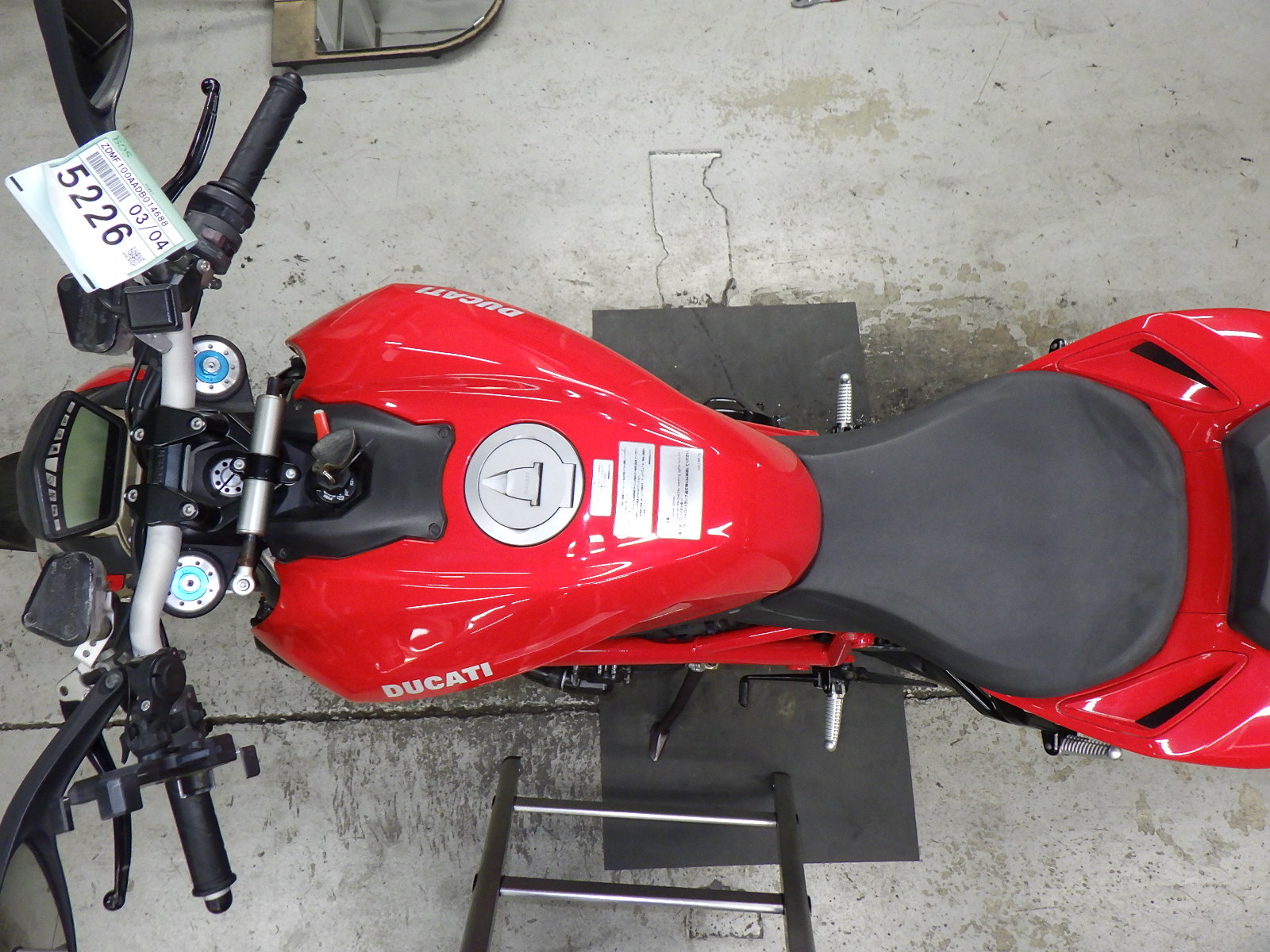 Buy bike Ducati Streetfighter S 2013 ôîòî 3