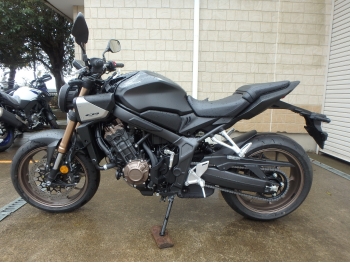 �������� �� ������ �������� Honda CB650R-2E 2025 ���� 7