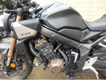 �������� �� ������ �������� Honda CB650R-2E 2025 ���� 10
