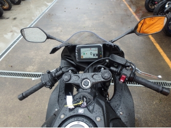 �������� �� ������ �������� Honda CBR650R E-Clutch 2025 ���� 16