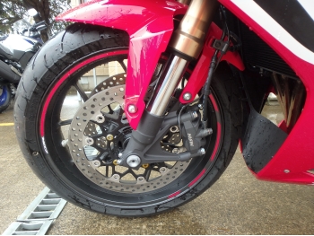 �������� �� ������ �������� Honda CBR650R 2020 ���� 9
