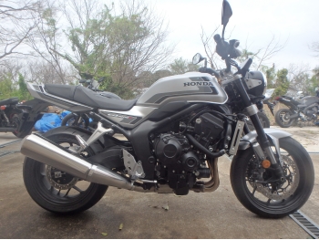 �������� �� ������ �������� Honda CB1000F 2026 ���� 3