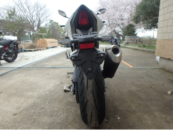 �������� �� ������ �������� Honda CB1000 Hornet 2025 ���� 5