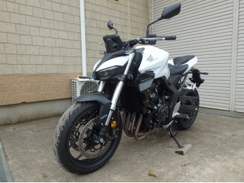 �������� �� ������ �������� Honda CB1000 Hornet 2025 ���� 8