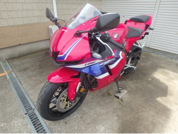 �������� �� ������ �������� Honda CBR600RR-4 2024 ���� 8