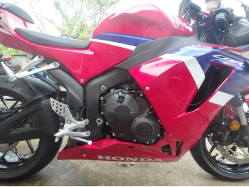 �������� �� ������ �������� Honda CBR600RR-4 2024 ���� 13