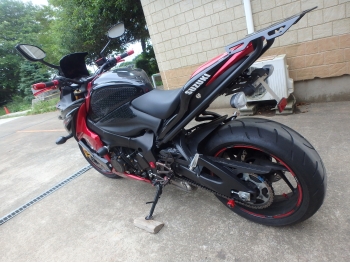 �������� �� ������ �������� Suzuki GSX-S1000F 2016 ���� 11