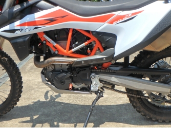 �������� �� ������ �������� KTM 690 Enduro R 2019 ���� 16