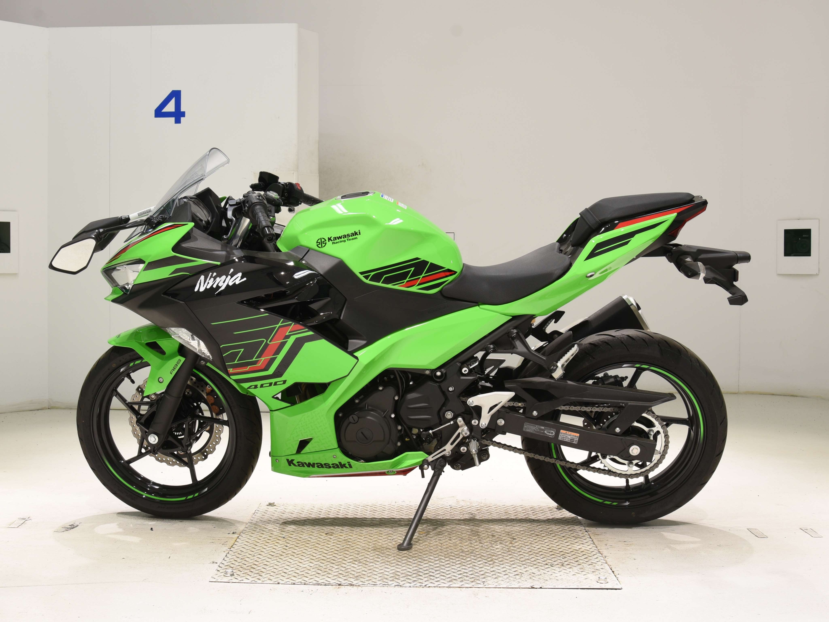 Buy bike Kawasaki Ninja400-2 2023 ôîòî 1