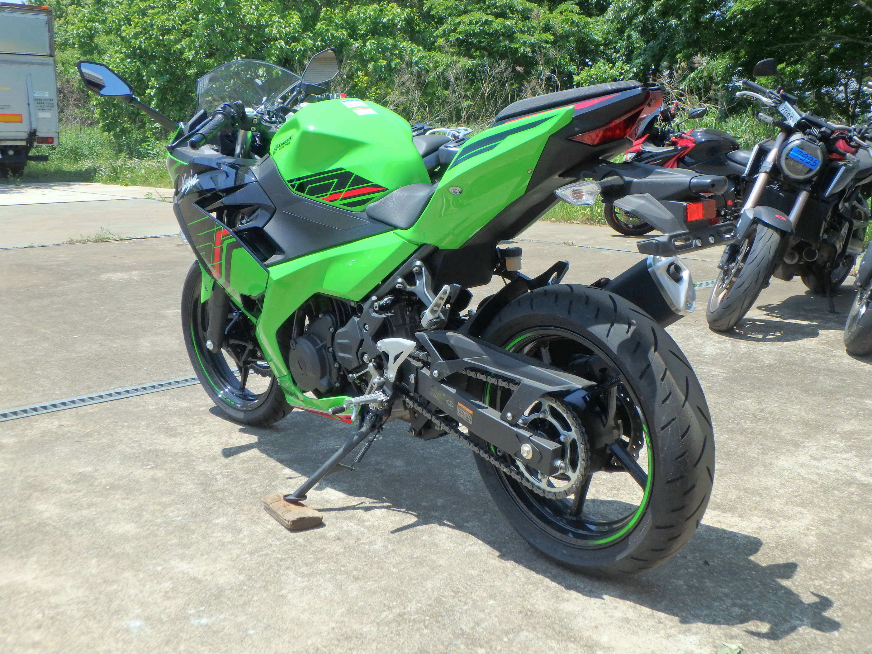 Buy bike Kawasaki Ninja400-2 2023 ôîòî 11