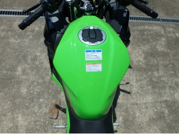 �������� �� ������ �������� Kawasaki Ninja400-2 2023 ���� 22