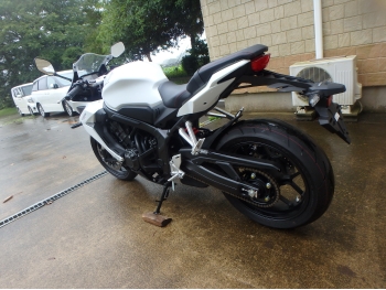 �������� �� ������ �������� Honda CBR650R 2023 ���� 6