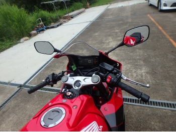 �������� �� ������ �������� Honda CBR650R 2022 ���� 16