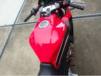 �������� �� ������ �������� Honda CBR650R 2022 ���� 17