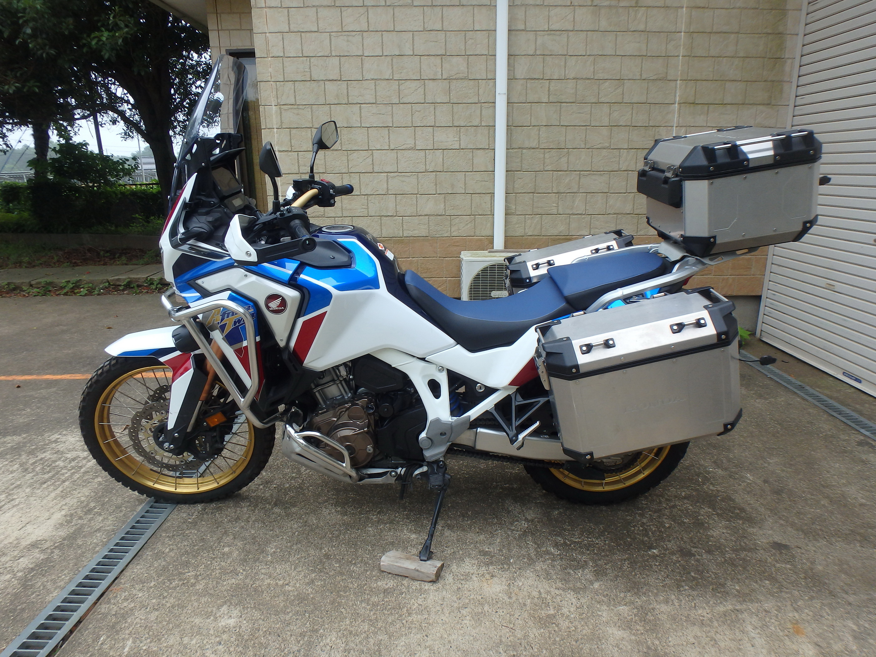 Buy bike Honda CRF1100L AfricaTwin DCT 2020 ôîòî 7