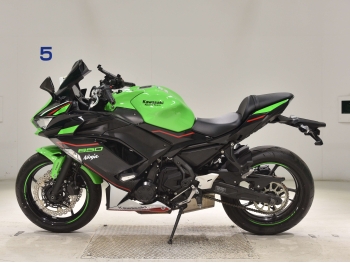 �������� �� ������ �������� Kawasaki Ninja650A 2022 ���� 1