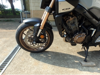 �������� �� ������ �������� Honda CB650R-2E 2024 ���� 9