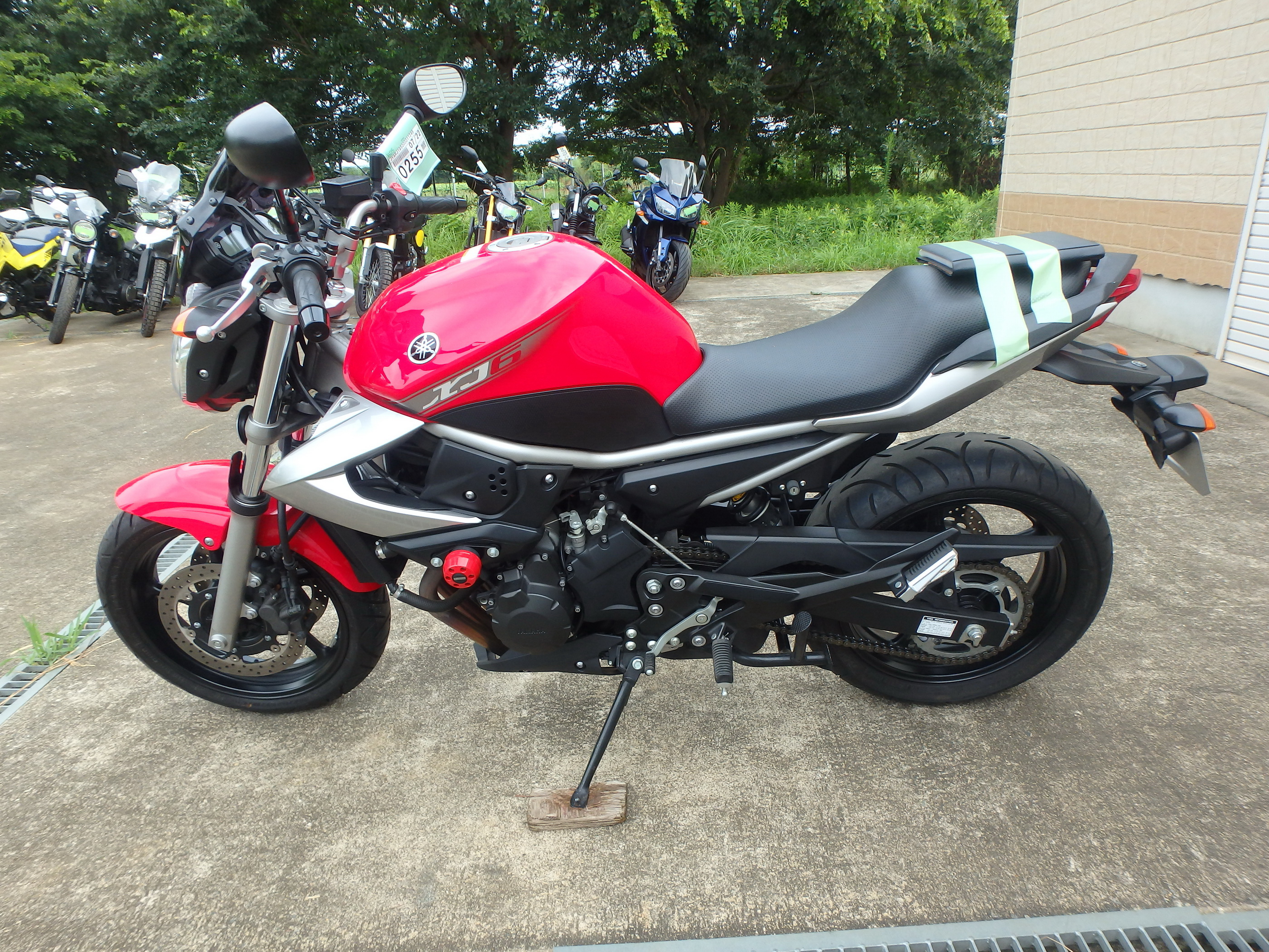 Buy bike Yamaha XJ6N 2011 ôîòî 13