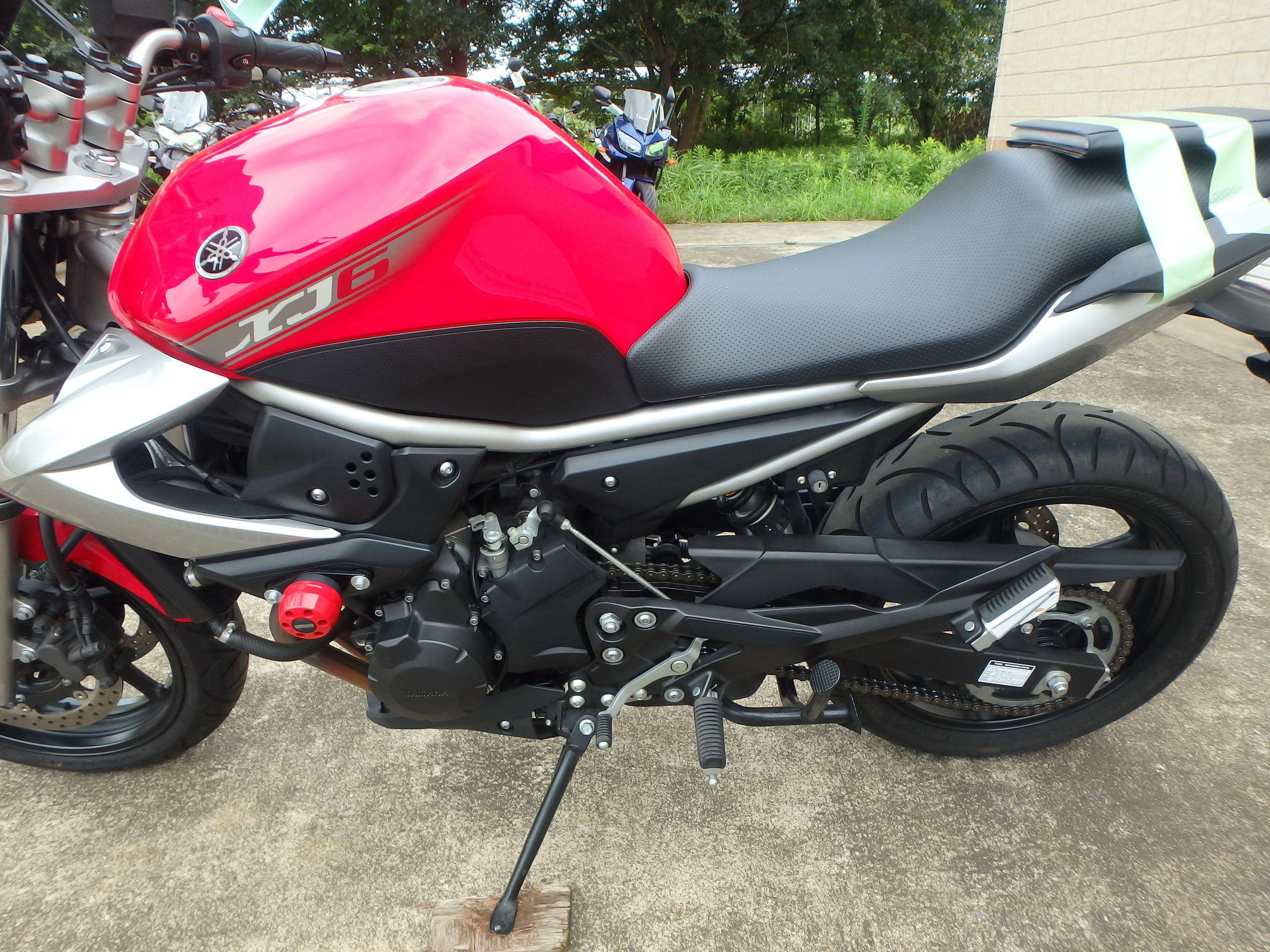 Buy bike Yamaha XJ6N 2011 ôîòî 16