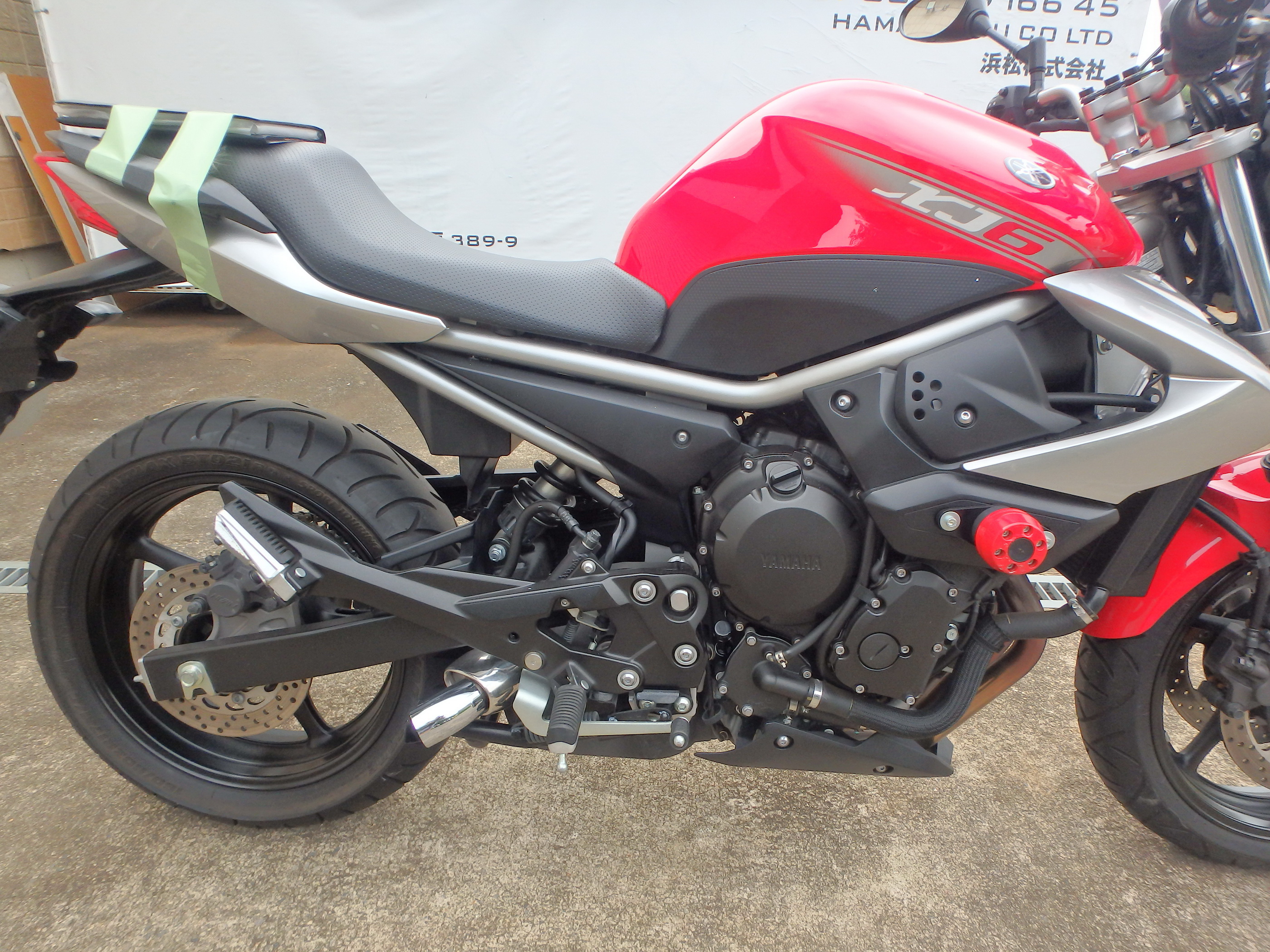 Buy bike Yamaha XJ6N 2011 ôîòî 19
