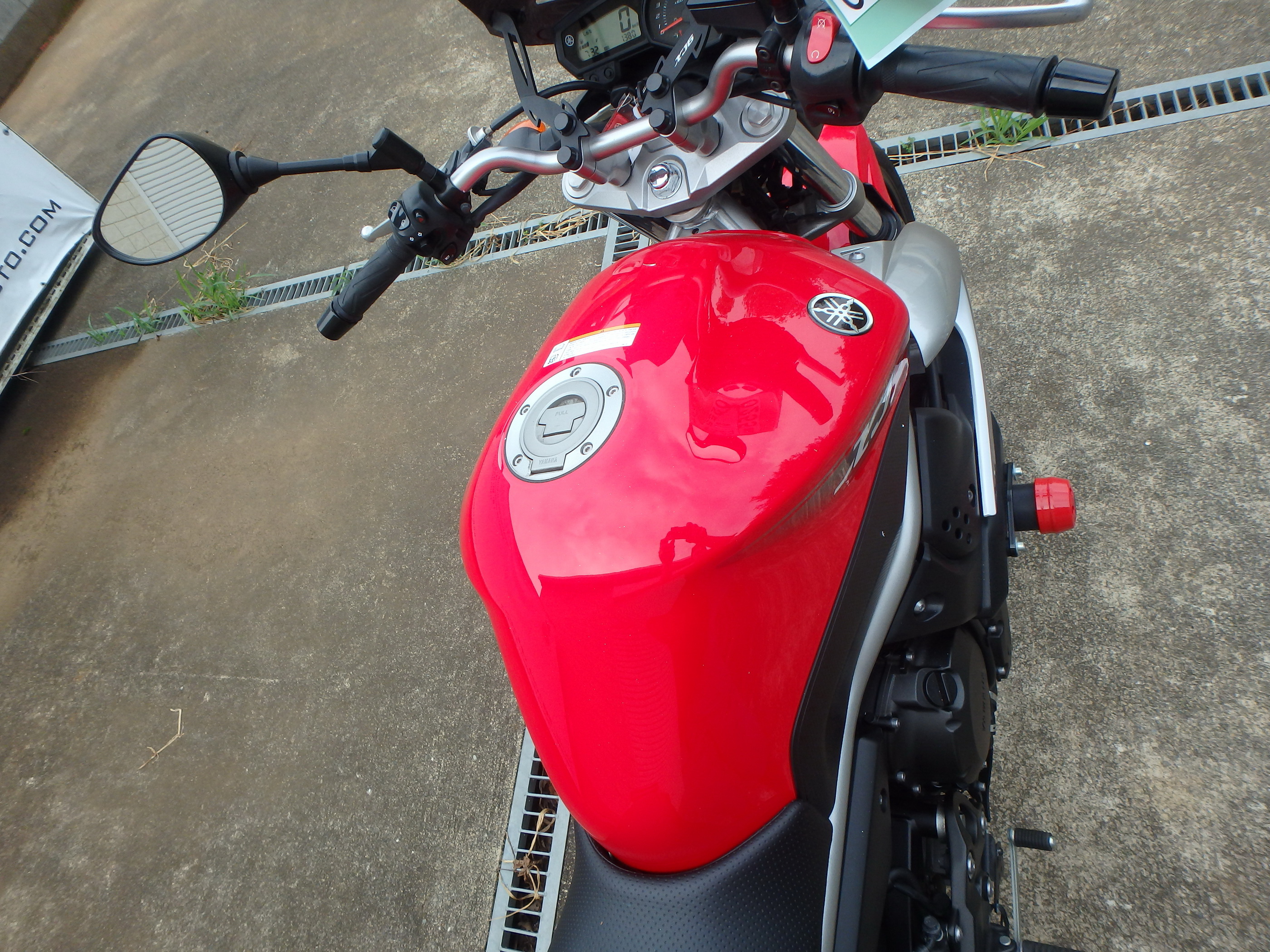 Buy bike Yamaha XJ6N 2011 ôîòî 23