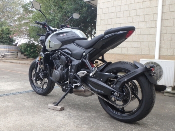 �������� �� ������ �������� Triumph Trident 660 2026 ���� 6