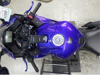 �������� �� ������ �������� Yamaha YZF-R3 2021 ���� 3