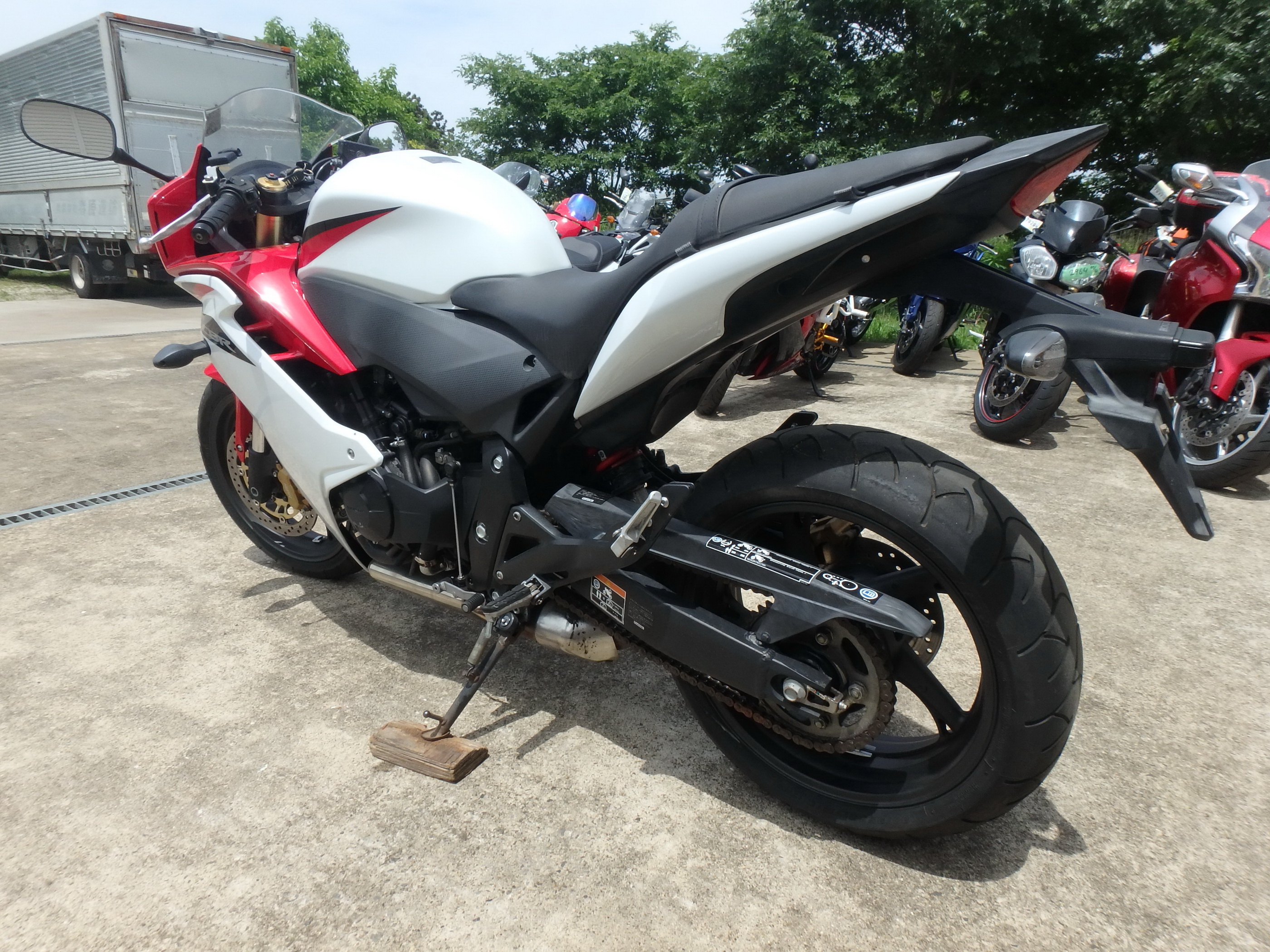 Honda cbr 600 store f olx